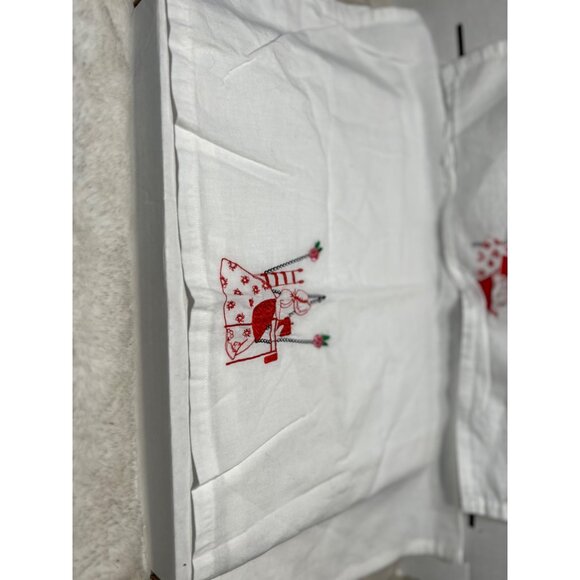 Vintage Hand-Embroidered White hand towels With Red Lady Design - Picture 2 of 4
